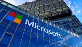 Microsoft Office Ücretsiz Olabilir, Ama Reklam Var!