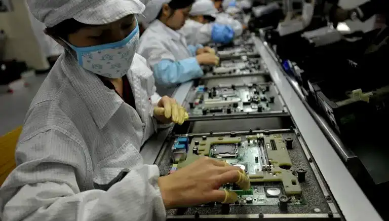Çin Engeli: Foxconn'un Hindistan'daki iPhone Planı Sona Erdi mi?